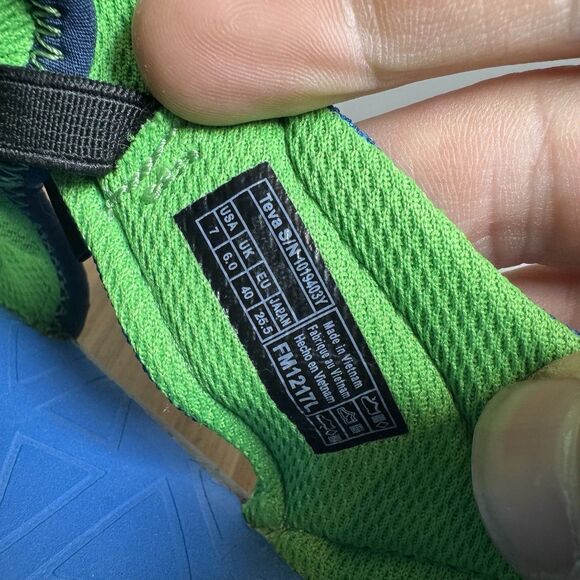 S Teva Manatee Sandals Boys Youth 7 Mesh Blue Enclosed Toe‎ Hiking Youth - Picture 6 of 6